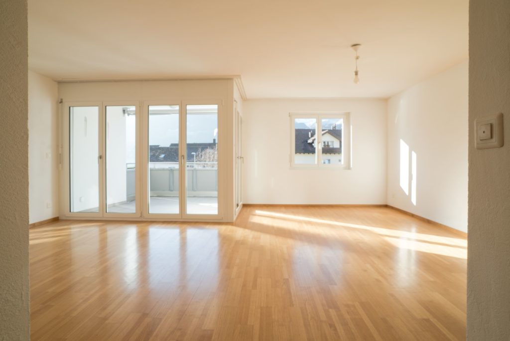 appartement vide et propre après un décès