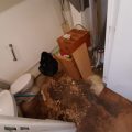 salle de bain très sale