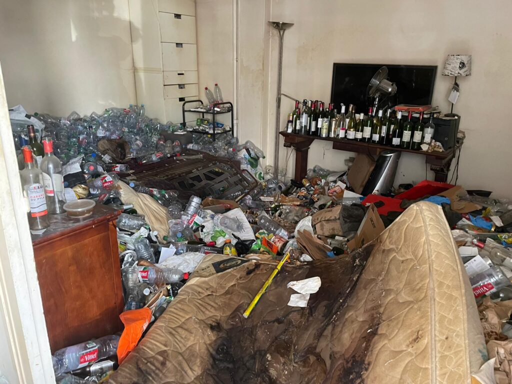 Découvrez le Nettoyage Extrême d’Insalubrité à Épône pour un Habitat Sain